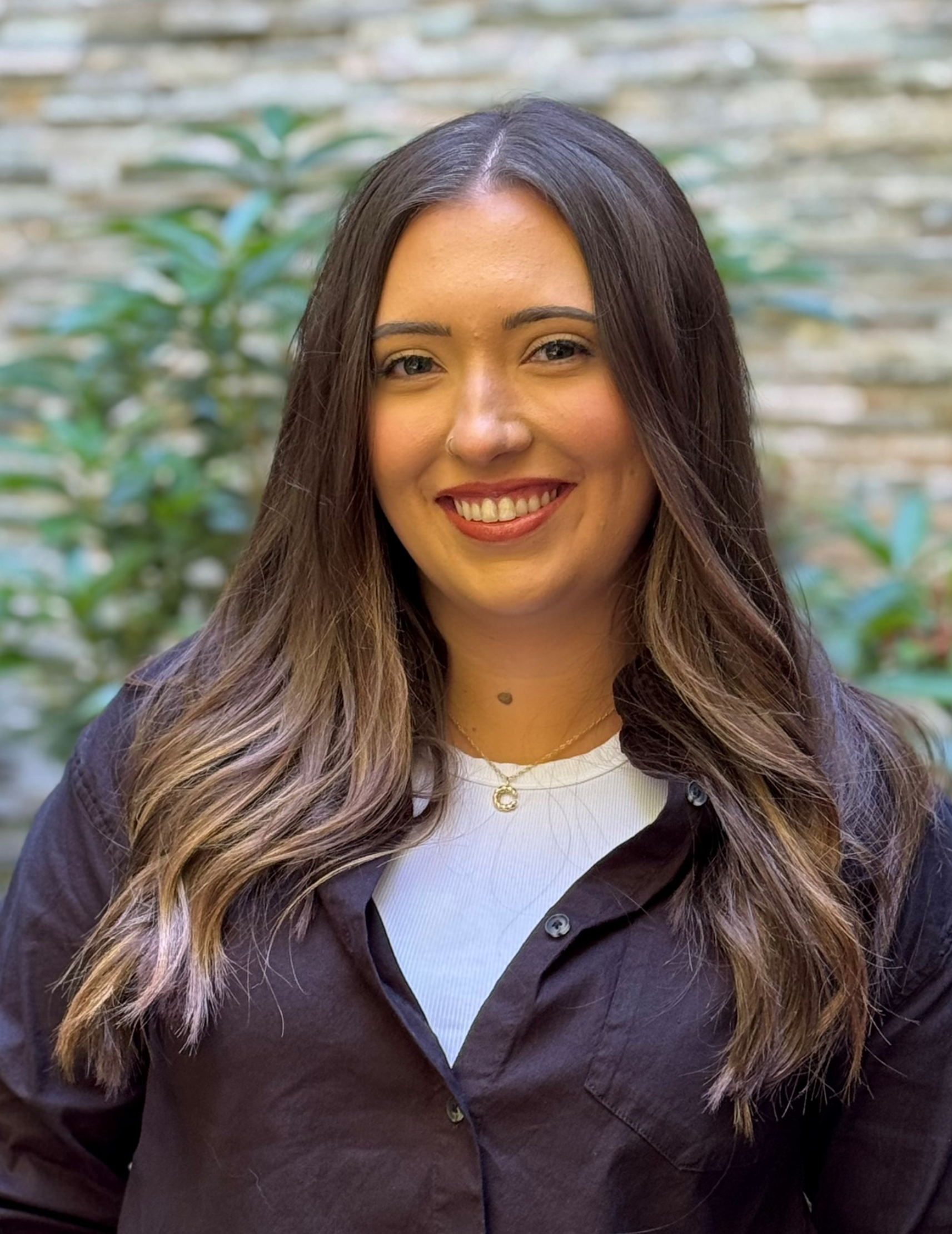 Caitlin Meuret Headshot